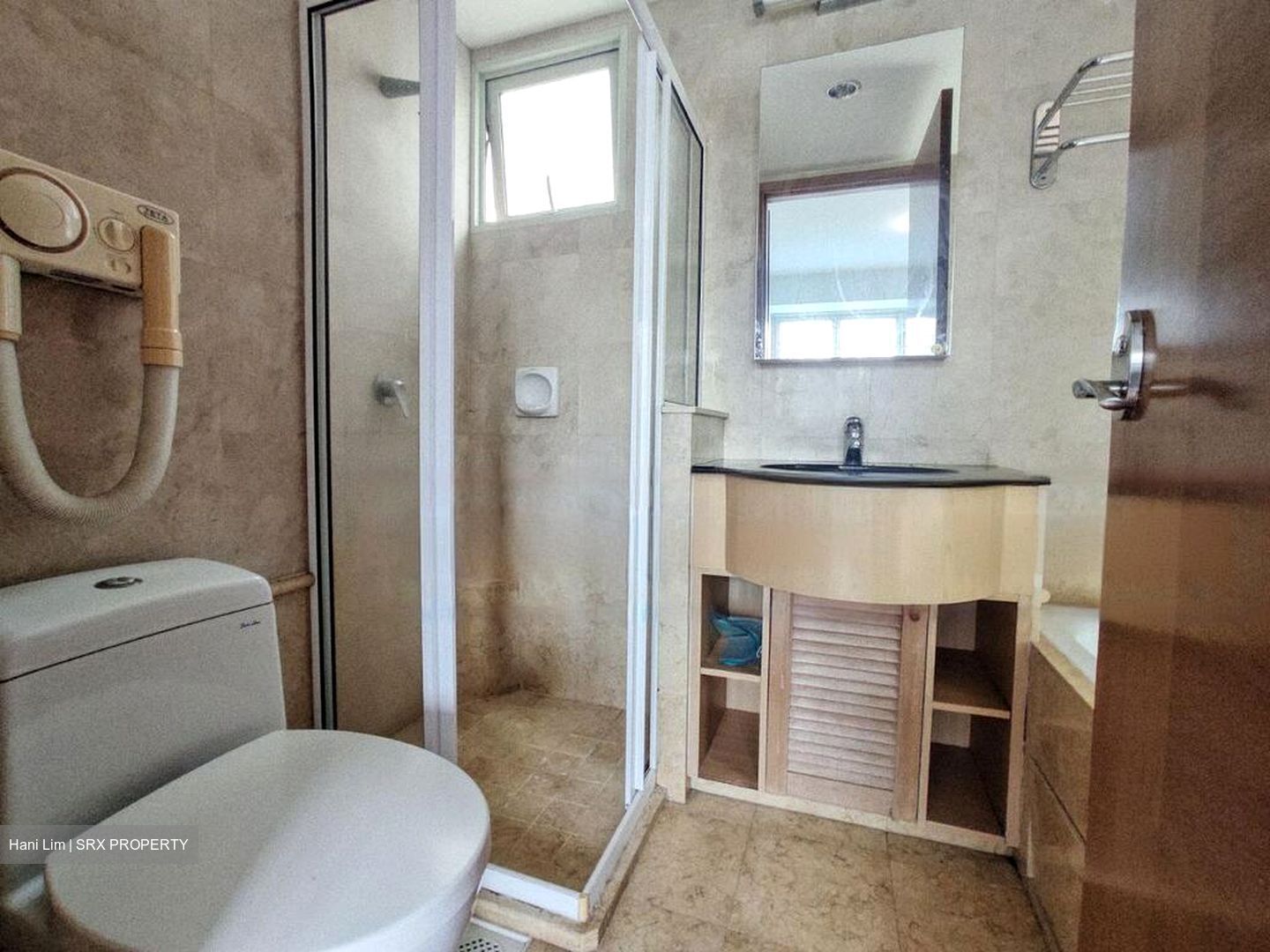 Queens (D3), Condominium #483555271